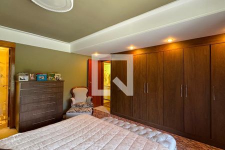 Casa de condomínio à venda com 600m², 5 quartos e 7 vagasSuíte 1