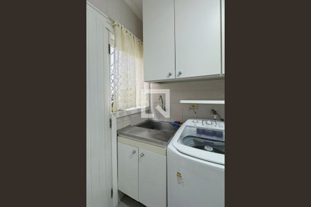 Casa de condomínio à venda com 600m², 5 quartos e 7 vagasÁrea de Serviço