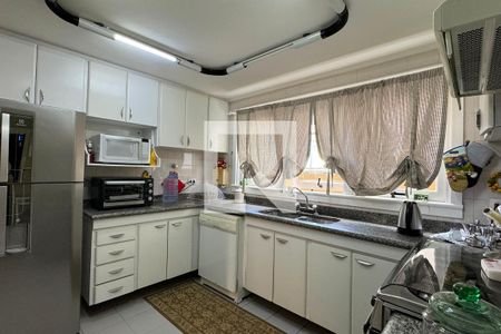 Casa de condomínio à venda com 600m², 5 quartos e 7 vagasCozinha