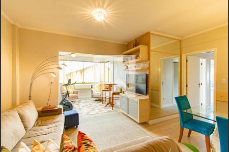 Apartamento à venda com 110m², 3 quartos e 3 vagasSala