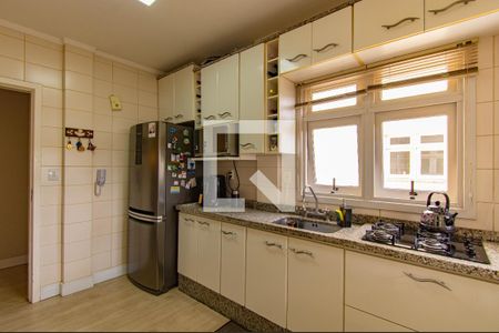 Apartamento à venda com 110m², 3 quartos e 3 vagasCozinha