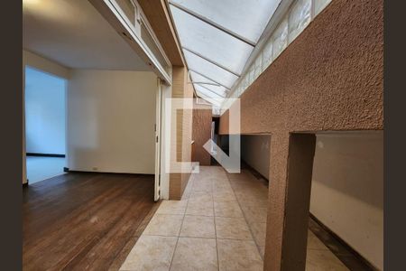 Privativa de apartamento à venda com 3 quartos, 95m² em Santo Antônio, Belo Horizonte