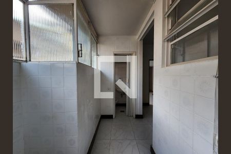 Apartamento à venda com 95m², 3 quartos e 1 vagaÁrea de Serviço - Banho de Serviço