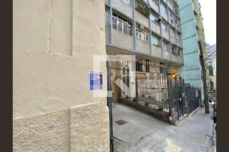 Studio para alugar com 25m², 1 quarto e sem vaga Studio para alugar com 25m², 1 quarto e sem vagaPlaquinha instalada