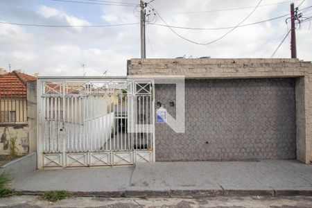 Casa para alugar com 205m², 3 quartos e 4 vagasFachada