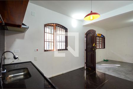 Cozinha de casa à venda com 4 quartos, 210m² em Vila Carbone, São Paulo