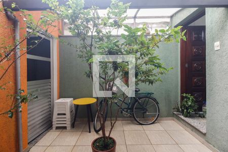 Casa à venda com 93m², 2 quartos e 1 vaga Casa à venda com 93m², 2 quartos e 1 vagaQuintal e Churrasqueira