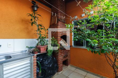 Casa à venda com 93m², 2 quartos e 1 vaga Casa à venda com 93m², 2 quartos e 1 vagaQuintal e Churrasqueira