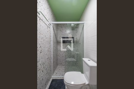 Studio para alugar com 30m², 1 quarto e sem vaga Studio para alugar com 30m², 1 quarto e sem vagaBanheiro