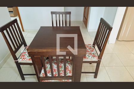 Detalhe da sala  de apartamento para alugar com 2 quartos, 68m² em Vila Caiçara, Praia Grande