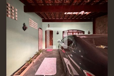 Casa à venda com 150m², 3 quartos e 2 vagasGaragem