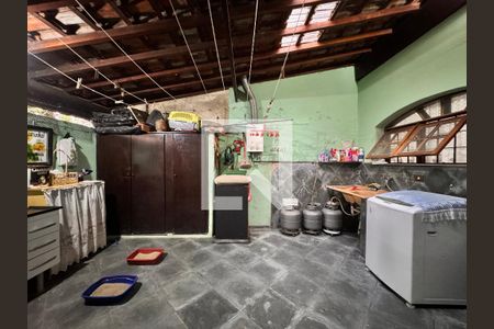 Casa à venda com 150m², 3 quartos e 2 vagasLavanderia