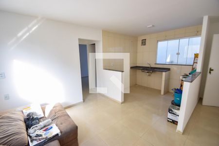 Sala de casa de condomínio à venda com 2 quartos, 130m² em Encantado, Rio de Janeiro