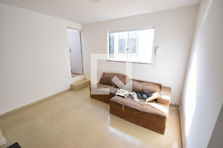 Sala de casa de condomínio à venda com 2 quartos, 130m² em Encantado, Rio de Janeiro