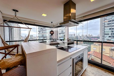 Cozinha de apartamento para alugar com 1 quarto, 50m² em Vila Mariana, São Paulo