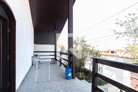 Casa para alugar com 250m², 5 quartos e 2 vagas Casa para alugar com 250m², 5 quartos e 2 vagasFrente