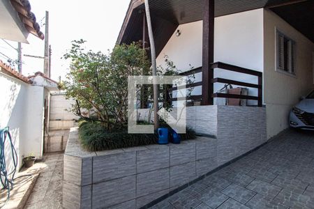 Casa para alugar com 250m², 5 quartos e 2 vagas Casa para alugar com 250m², 5 quartos e 2 vagasFrente