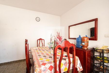 Casa para alugar com 250m², 5 quartos e 2 vagas Casa para alugar com 250m², 5 quartos e 2 vagasSala de Jantar