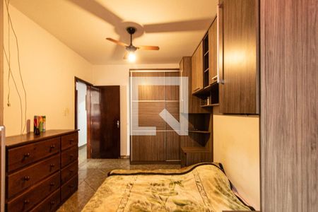 Casa para alugar com 250m², 5 quartos e 2 vagas Casa para alugar com 250m², 5 quartos e 2 vagasSuíte