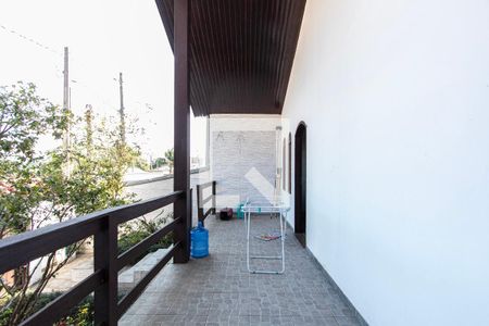 Casa para alugar com 250m², 5 quartos e 2 vagas Casa para alugar com 250m², 5 quartos e 2 vagasFrente