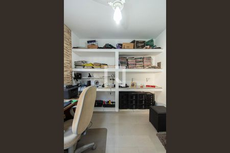 Casa para alugar com 250m², 5 quartos e 2 vagas Casa para alugar com 250m², 5 quartos e 2 vagasQuarto 1 Edícula