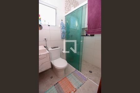 Casa à venda com 160m², 3 quartos e 2 vagasBanheiro da Suíte