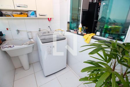 Casa à venda com 160m², 3 quartos e 2 vagasÁrea de Serviço