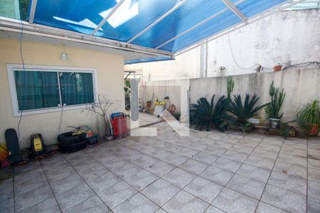Casa à venda com 160m², 3 quartos e 2 vagasGaragem