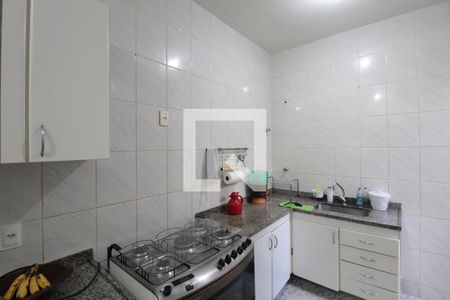 Casa à venda com 240m², 3 quartos e 2 vagasCozinha
