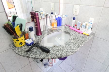 Casa à venda com 240m², 3 quartos e 2 vagasBanheiro da Suíte