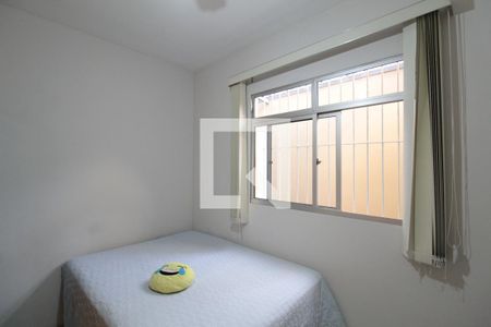 Casa à venda com 240m², 3 quartos e 2 vagasQuarto 2