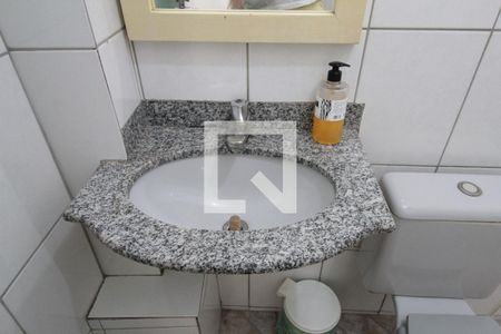 Casa à venda com 240m², 3 quartos e 2 vagasBanheiro Social 2