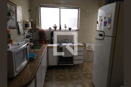 Apartamento à venda com 111m², 3 quartos e sem vaga