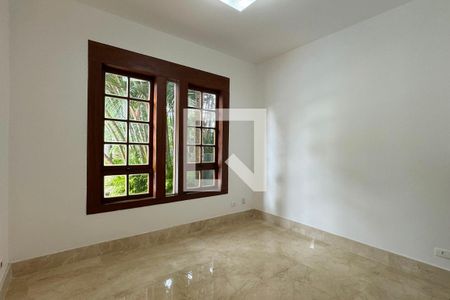 Escritório de casa de condomínio para alugar com 4 quartos, 450m² em Alphaville, Santana de Parnaíba