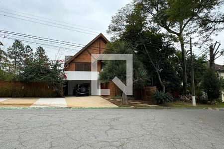 Casa de condomínio para alugar com 450m², 4 quartos e 6 vagasGaragem