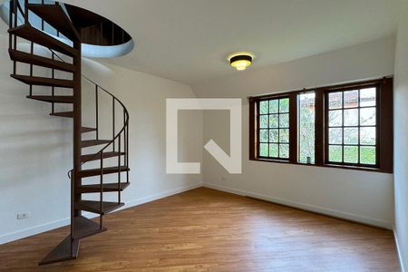 Casa de condomínio para alugar com 450m², 4 quartos e 6 vagasSala de TV