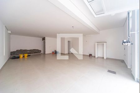 Casa à venda com 164m², 3 quartos e 3 vagas Casa à venda com 164m², 3 quartos e 3 vagasGaragem