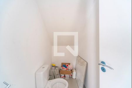 Casa à venda com 164m², 3 quartos e 3 vagas Casa à venda com 164m², 3 quartos e 3 vagasBanheiro da Garagem