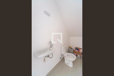 Casa à venda com 164m², 3 quartos e 3 vagas Casa à venda com 164m², 3 quartos e 3 vagasBanheiro da Garagem