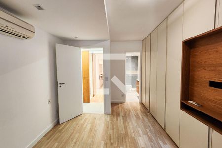Apartamento à venda com 96m², 3 quartos e 1 vagaSuíte
