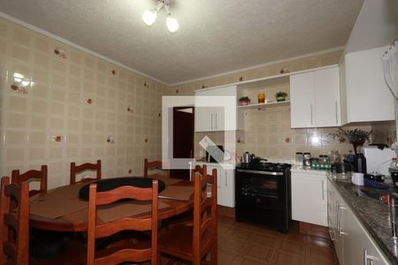 Casa à venda com 427m², 5 quartos e 4 vagasCozinha