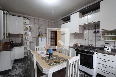 Casa à venda com 427m², 5 quartos e 4 vagasCozinha Casa 2