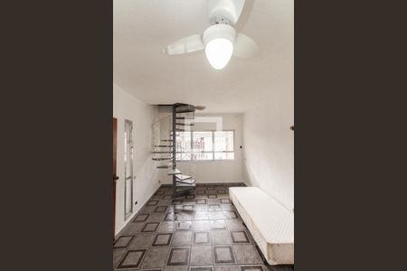 Sala de casa à venda com 3 quartos, 170m² em Jardim Brasil (zona Norte), São Paulo