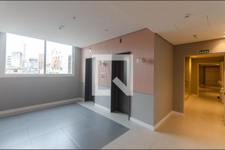 Studio para alugar com 29m², 1 quarto e sem vagaElevadores