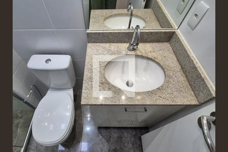 Apartamento para alugar com 66m², 2 quartos e 1 vagaBanheiro 