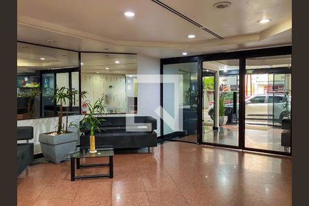 Apartamento à venda com 36m², 1 quarto e 1 vaga Apartamento à venda com 36m², 1 quarto e 1 vagaÁrea comum