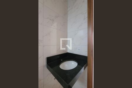 Casa à venda com 120m², 3 quartos e 2 vagasBanheiro da suíte