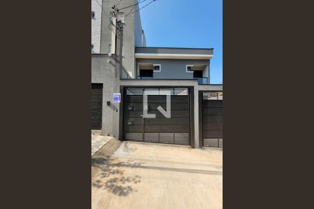 Casa à venda com 120m², 3 quartos e 2 vagasFachada