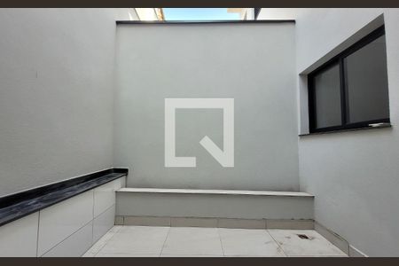 Casa à venda com 120m², 3 quartos e 2 vagasArea de serviço