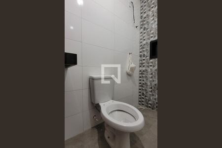 Casa à venda com 120m², 3 quartos e 2 vagasBanheiro da suíte 2